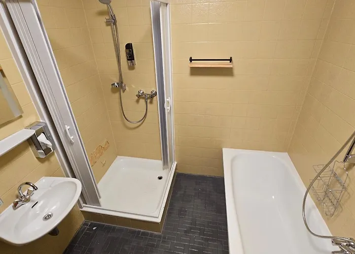 Kenner Treff Vendégház 2*