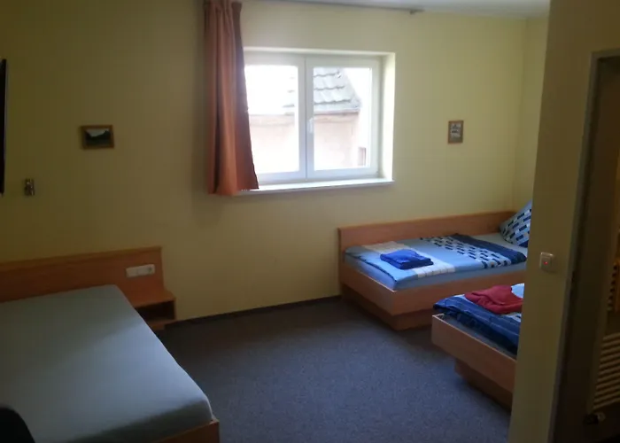 Kenner Treff Vendégház 2*